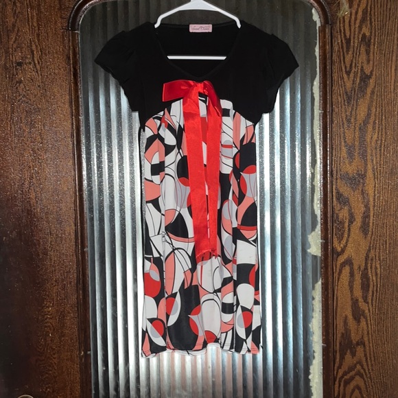 Sweet Charm Other - Beautiful Girl Dress Big Red Bow